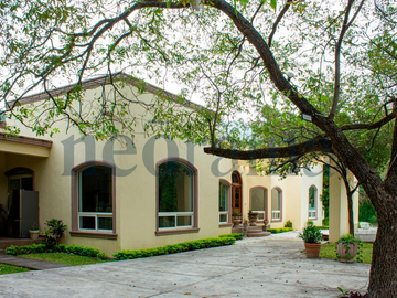 Casa en venta zona sierra alta