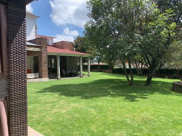 CASA EN VENTA CON SEGURIDAD EN HACIENDA DE VALLE ESCONDIDO, ATIZAPÁN DE ZARAGOZA