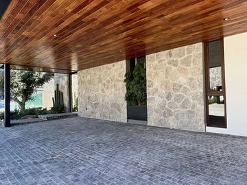 Residencia PREMIUM Altozano Queretaro, GRAN JARDIN y colinda  RESERVA ECOLOGICA