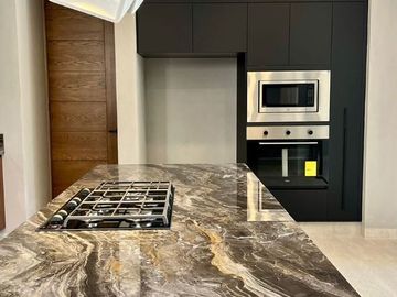 Residencia PREMIUM Altozano Queretaro, GRAN JARDIN y colinda  RESERVA ECOLOGICA