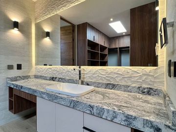 Residencia PREMIUM Altozano Queretaro, GRAN JARDIN y colinda  RESERVA ECOLOGICA