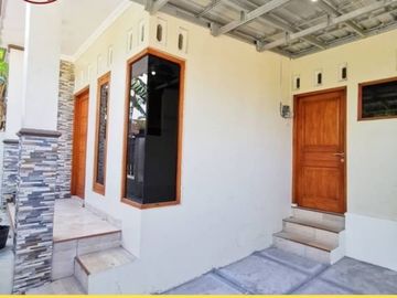 RUMAH DIJUAL DI LAMONGAN, PERUMAHAN LAMONGAN DESAIN SUKA-SUKA- BJB RAJA PROPERTY LAMONGAN