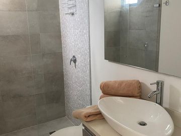 apartamento en venta en punta roca. Cod V105621