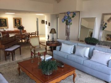 Departamento en venta en Lomas Country Club