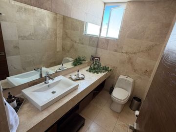 VENTA DE CASA EN PEDREGAL 1