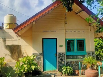 Rumah Luas Dengan Desain Klasik Dekat Kraton Yogyakarta