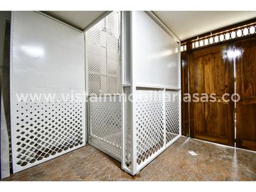Venta Casa Comercial Sector La Camelia, Manizales
