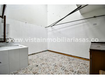 Venta Casa Comercial Sector La Camelia, Manizales