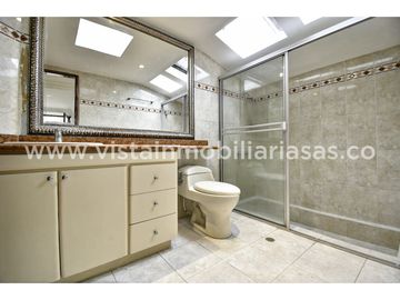 Venta Casa Comercial Sector La Camelia, Manizales