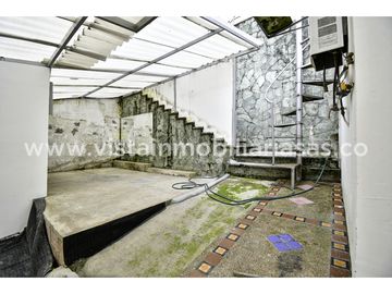 Venta Casa Comercial Sector La Camelia, Manizales