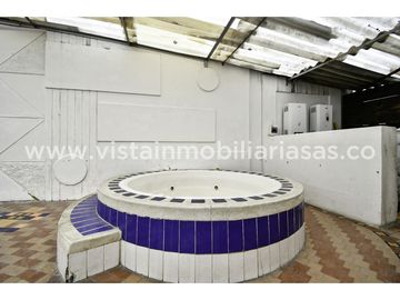 Venta Casa Comercial Sector La Camelia, Manizales