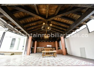 Venta Casa Comercial Sector La Camelia, Manizales