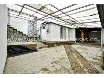 Venta Casa Comercial Sector La Camelia, Manizales