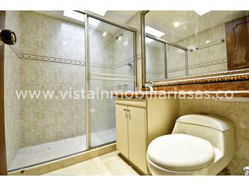 Venta Casa Comercial Sector La Camelia, Manizales