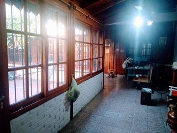 Casa 5 amb. en Venta en Merlo