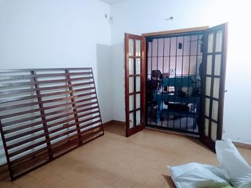 Casa 5 amb. en Venta en Merlo