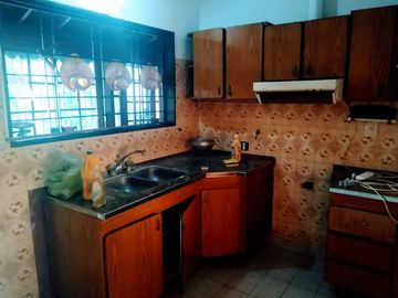 Casa 5 amb. en Venta en Merlo
