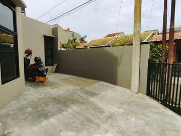 Rumah Baru Murah Cantik dalam Komplek
