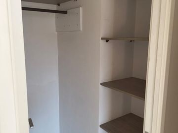 En Venta Dpto 2D 2B Est. y Bod.