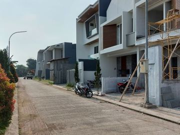 Rumah New Minimalis di Setra Duta Bandung 5 menit ke Tol Pasteur, Maranatha Harga 3M-an Nego!!!