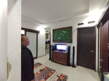 Rumah komplek Margawangi Dekat tol buah batu Bandung