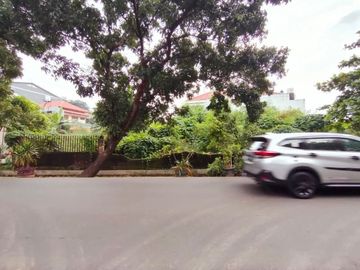 KAVLING HOEK NGANTONG DI MERUYA SELATAN JAKARTA BARAT