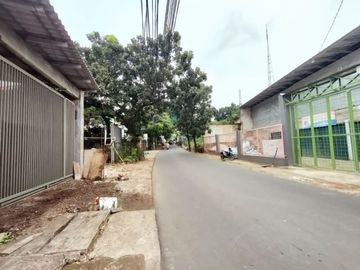 KAVLING HOEK NGANTONG DI MERUYA SELATAN JAKARTA BARAT