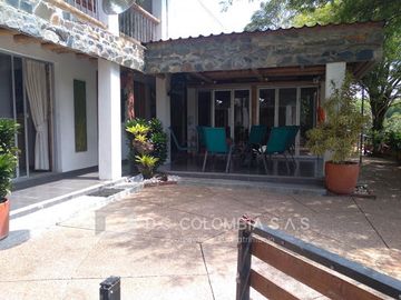 VENTA de EDIFICIOS en LA TEBAIDA