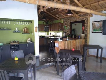 VENTA de EDIFICIOS en LA TEBAIDA