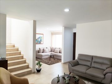 Casa en Venta en el Fraccionamiento Zibatá, Qro.