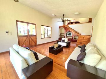 !Aproveche¡TABACHINES HERMOSA CASA CON VEGETACION EXUBERANTE