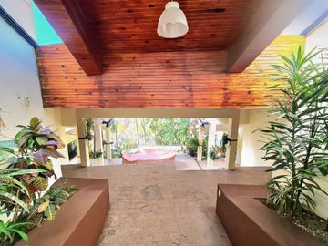 !Aproveche¡TABACHINES HERMOSA CASA CON VEGETACION EXUBERANTE