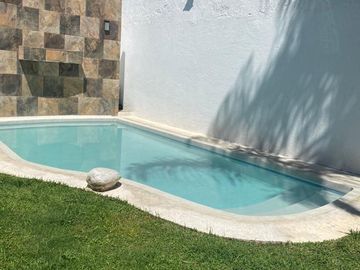 CASA EN VENTA EN FRACCIONAMIENTO LOMAS TETELA CUERNAVACA, MORELOS