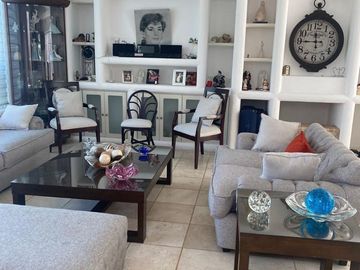 CASA EN VENTA EN FRACCIONAMIENTO LOMAS TETELA CUERNAVACA, MORELOS