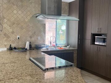 CASA EN VENTA EN FRACCIONAMIENTO LOMAS TETELA CUERNAVACA, MORELOS
