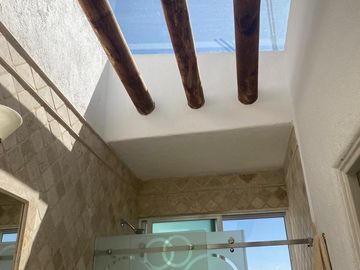 CASA EN VENTA EN FRACCIONAMIENTO LOMAS TETELA CUERNAVACA, MORELOS