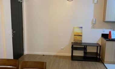 1 BEDROOM FULLY FURNISHED AT TWO SERENDRA MERANTI TOWER
