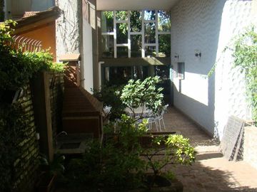 Duplex 6 amb/con dep./balcón terraza/parrilla y pileta.
