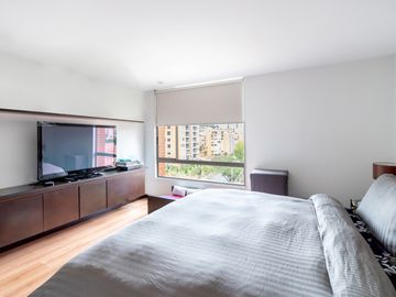 apartamento en venta en la colina campestre. Cod V261077