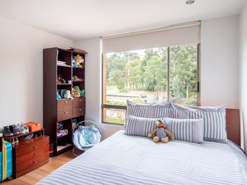 apartamento en venta en la colina campestre. Cod V261077