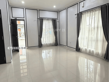 Rumah 2 Lantai Nyaman Di Perumahan Lumbung Padi Merah Cimahi