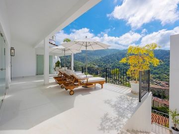 Casa Blanca