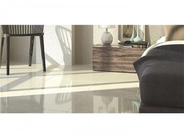 OPORTUNIDAD!! CHALET TODO A NUEVO!! 5 AMB.C/JARDIN A MTS DE COLECTORA E/ SANTA ROSA Y BARCALA