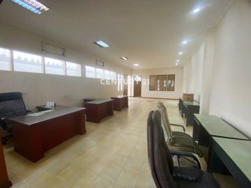 RUMAH KANTOR LOKASI STRATEGIS DI PUSAT KOTA SEMARANG