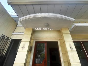 RUMAH KANTOR LOKASI STRATEGIS DI PUSAT KOTA SEMARANG