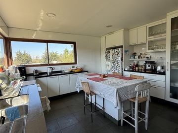 Se Vende Excelente Casa, en Sector Oriente de Talca