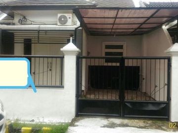 Rumah Babatan Pilang Wiyung Row jalan 2 mobil