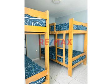 TU CASA DE PLAYA SOÑADA TE ESPERA!

 SEGUNDA FILA, VISTA AL MAR Y A PISCINA 

🌴 Ubicación: Playa Pulpos

🛏 10 habitaciones | 🚿 9 baños | 🏊 Pisci
