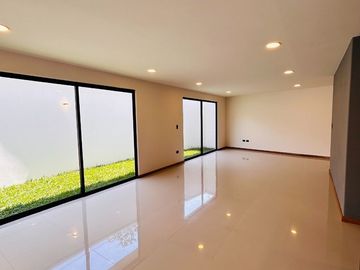 Casa en Venta en Fracc. Finca de las Ánimas