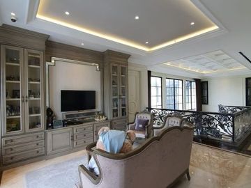 DIJUAL RUMAH MEWAH dgn S.POOL at Jl KEMANG UTARA, JAKSEL